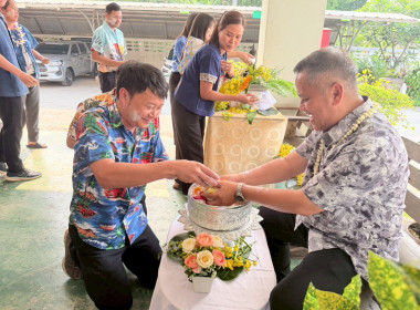 กิจกรรมสืบสานวัฒนธรรมไทย เนื่องในเทศกาลวันสงกรานต์ ประจำปี ... พารามิเตอร์รูปภาพ 29
